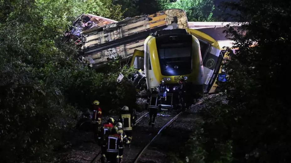 Tren descarrilado en alemania