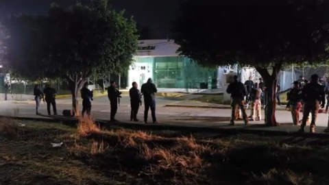 ataque-armado-al-banco-del-bienestar-en-tarimbaro-michoacan-violencia-por-el-mencho