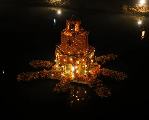 Día de Muertos 2026 en Pátzcuaro y Janitzio_ así es la velación purépecha en los cementerios lacustr.jpg