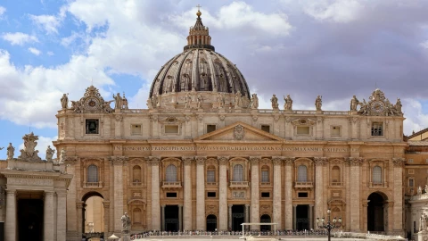 ¿Por qué se usaban tres féretros para sepultar a un Papa?