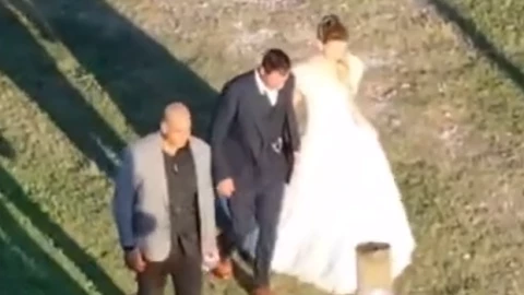 Lana del Rey se casa con guía turístico en Luisiana, Estados Unidos