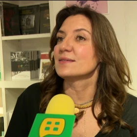 presentacion libro dafna viniegra.jpg