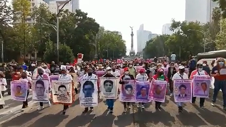 marcha_normalistas_ayotzinapa