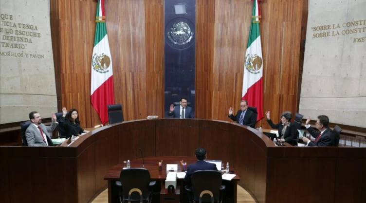 Confirma TEPJF amonestación pública contra AMLO, por incumplir medidas cautelares ordenadas por el INE