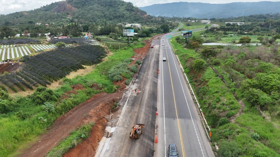 Autopista Pátzcuaro–Lázaro Cárdenas
