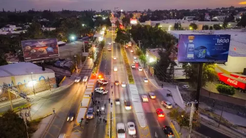 ¡SIN DESCANSOS! Carriles a contraflujo se mantiene en López Mateos durante las Vacaciones de Verano