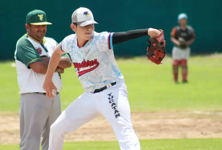 Béisbol profesional_ Niños buscan un lugar en las ligas mayores