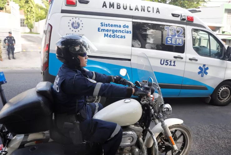 Tragedia en El Salvador Muere director de la policía tras caída de helicóptero, Bukele lo lamenta