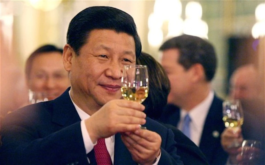 xi-2336535b.jpg