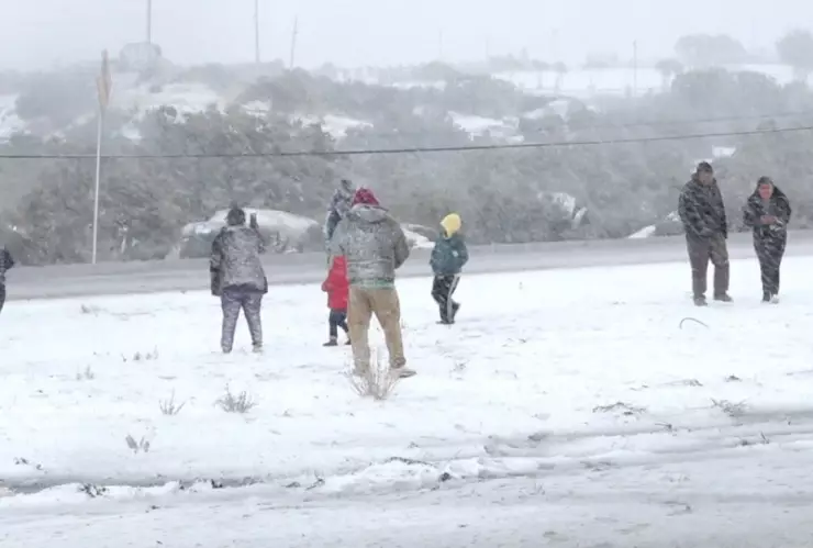Nevada que cayó en La Rumorosa en Baja California