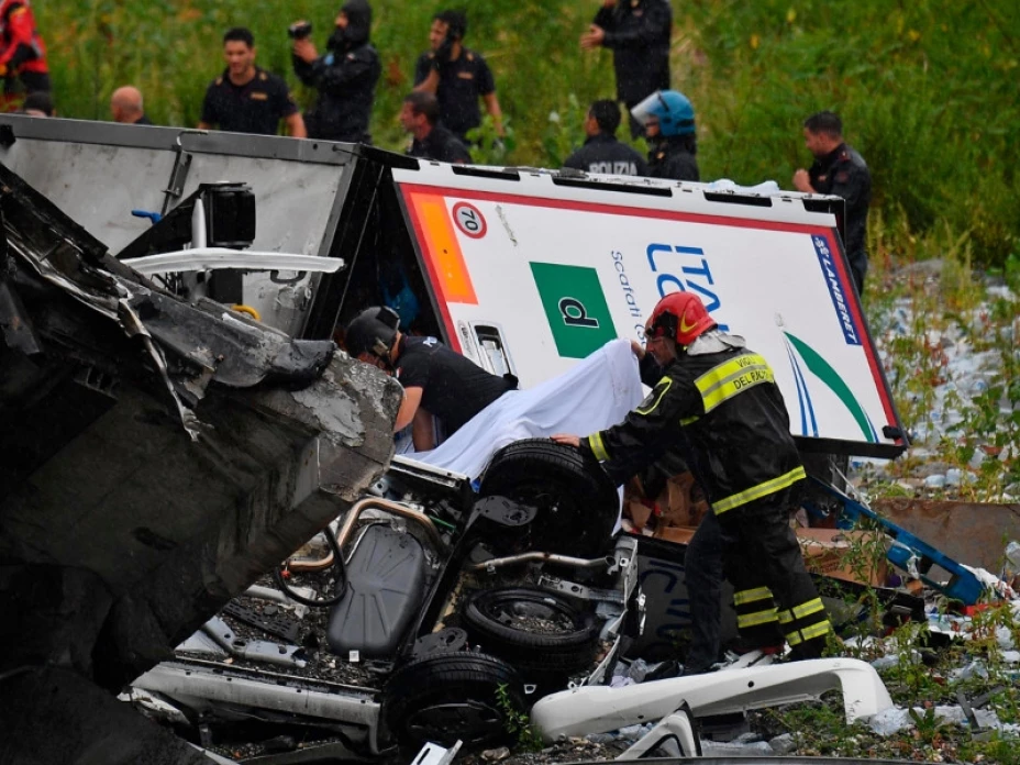 derrumbe de puente Italia