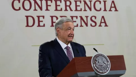 Decreto de transporte de carga fue para dar más tiempo AMLO