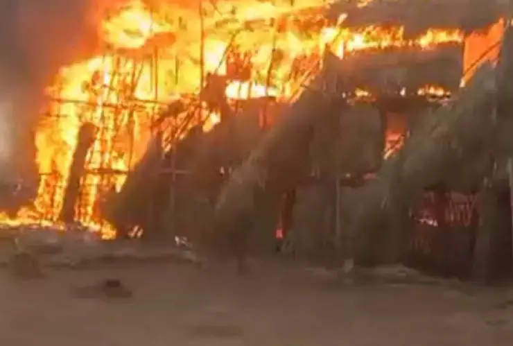 Última hora_ Se incendia coso taurino de la feria de Panabá, Yucatán