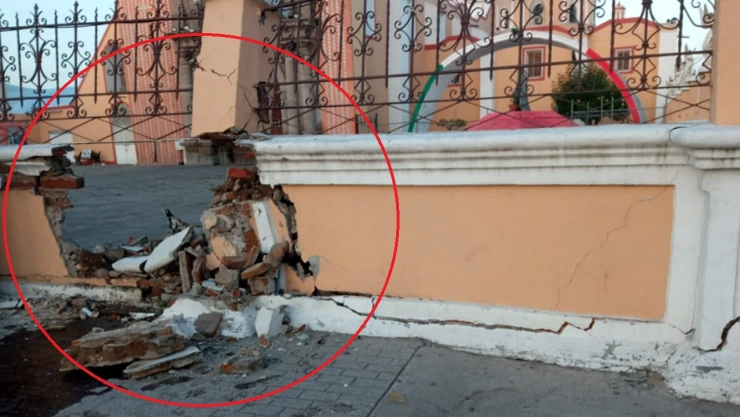 automovilista choca parroquia amozoc