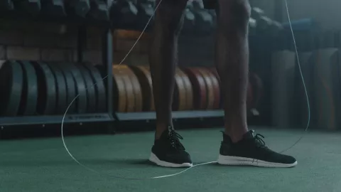 Estos son los beneficios de saltar la cuerda y que seguramente desconocías