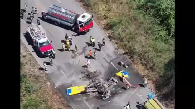 ¿Cómo fue el aterrizaje de emergencia de la avioneta en la Mérida - Cancún_ Esto sabemos