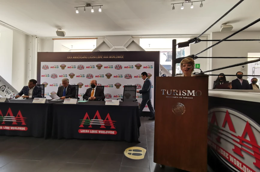 Exposición 30 aniversario Lucha Libre AAA