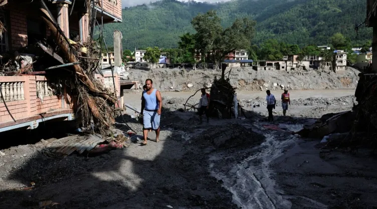 ¿Por qué la inundación en Nepal fue mortífera? Estos son los riesgos de vivir debajo de uno