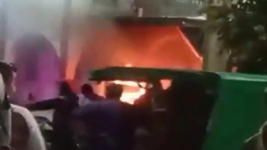 Delincuencia Edomex: Pobladores en Nextlalpan prenden fuego a presidencia municipal como protesta al incremento de robos| VIDEO