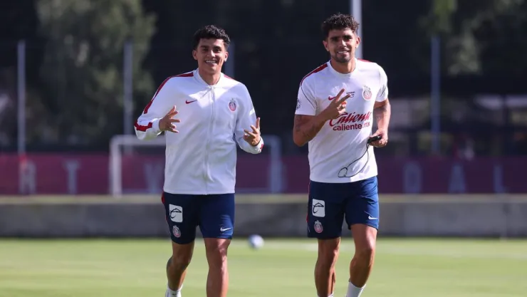 chivas-3-futbolistas-exportacion-europa.jpg
