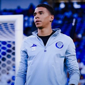 Kevin Mier hará historia con Cruz Azul: el logro que lo acercaría a la leyenda celeste