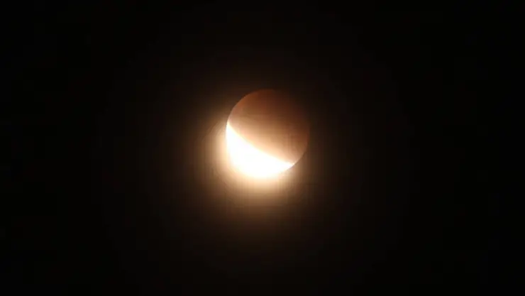 VIDEO: Eclipse lunar abrirá portal 5555; ¿Qué significa el 5555?