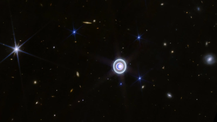 Un día en Urano es más lento de lo pensado, confirma hallazgo del telescopio espacial Hubble