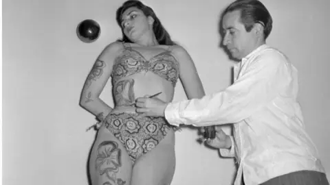 Ramon Valdiosera creador del rosa mexicano.