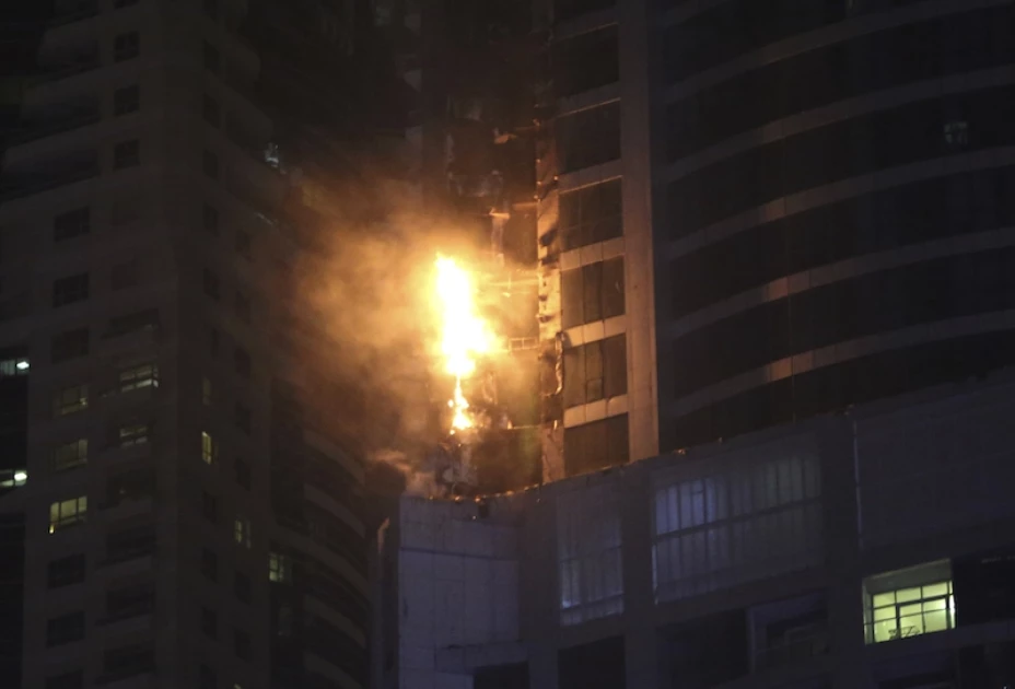 Dubai incendio