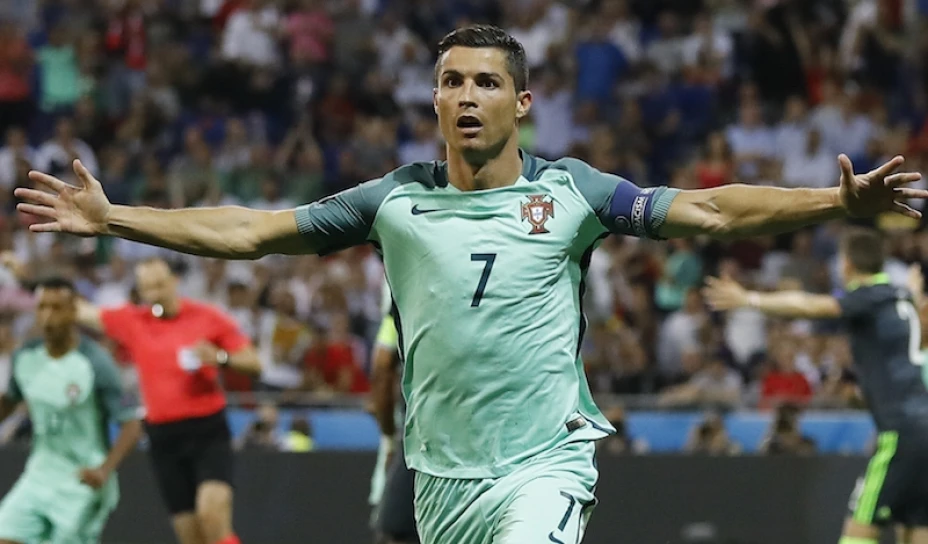 CR7