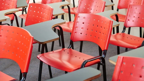 Alumnos de una escuela primaria en Zacatepec se intoxican por un reto.