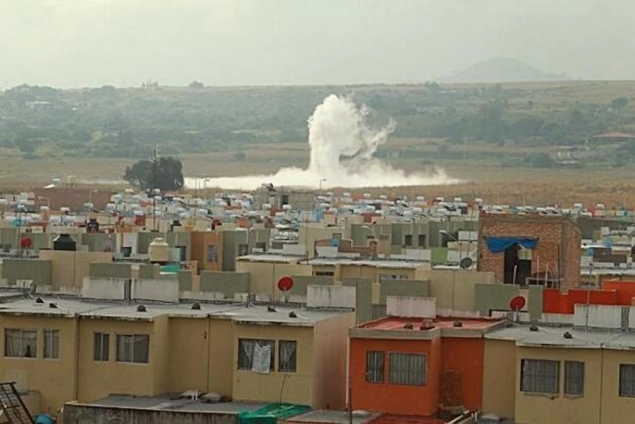 Según el gobierno estatal, el 30 por ciento del área afectada es ocupada por casas, el resto son sembradíos