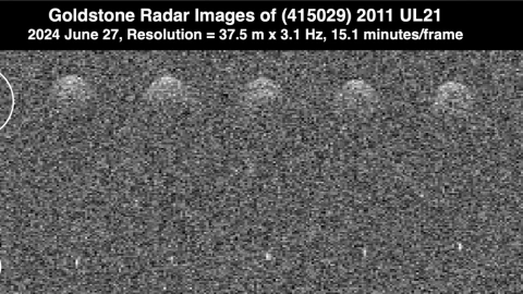 La NASA detectó un pequeño acompañante que viaja junto al asteroide que pasó junto a la Tierra
