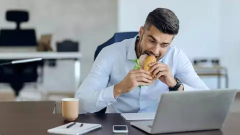 ¿Adiós a la hora de comida? Esto dice la Reforma a la Jornada Laboral