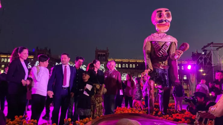 Megaofrenda en el Zócalo 2024