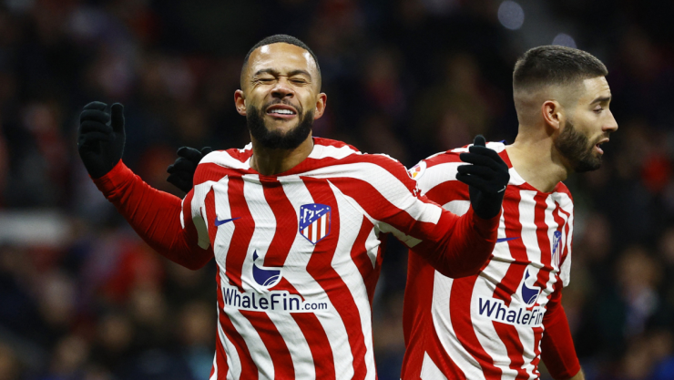 Memphis Depay en su debut con Atlético de Madrid
