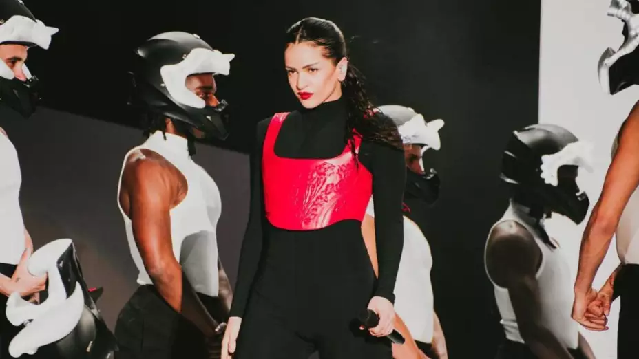 Rosalía encabeza premios