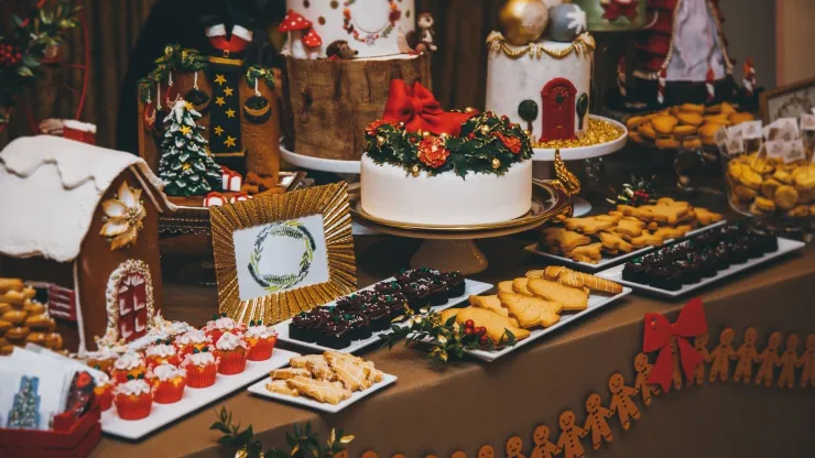 Con poco dinero y tiempo, puedes hacer los postres más creativos para este Navidad.