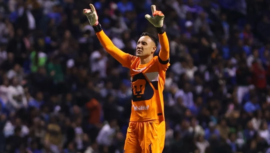 Keylor Navas en Pumas