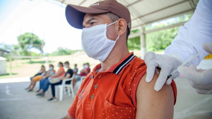 Los-adultos-necesitan-un-refuerzo-de-la-vacuna-contra-sarampión