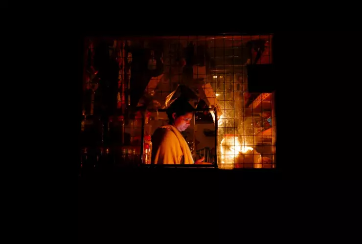 sri lanka 13 horas luz