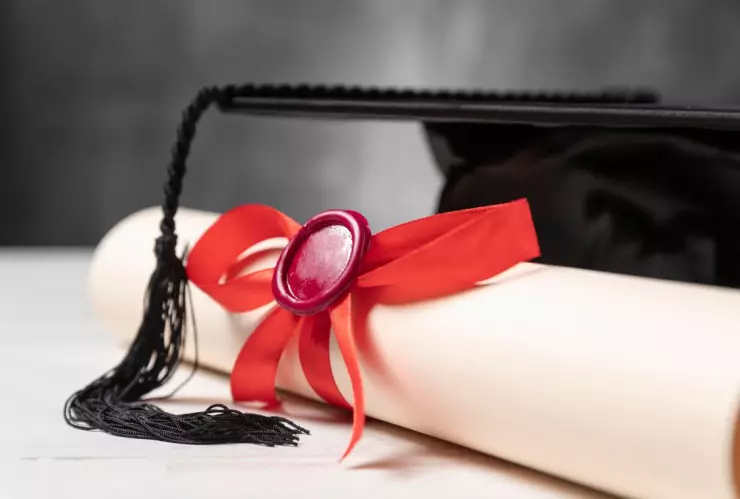 Abuelito de 64 años se gradúa de maestría en Mexicali