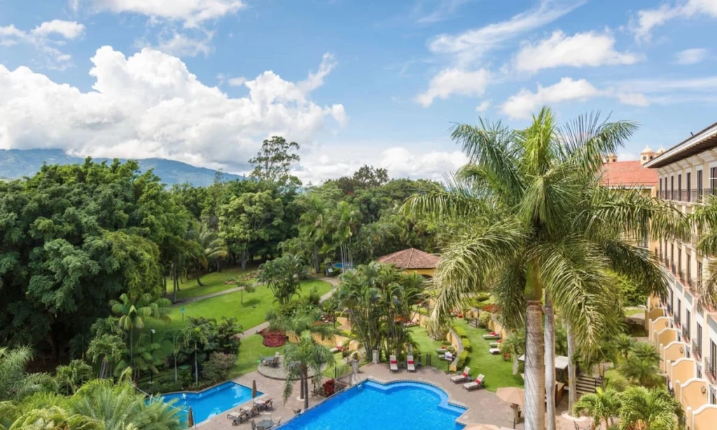 vista de jardines marriot hacienda belen costa rica