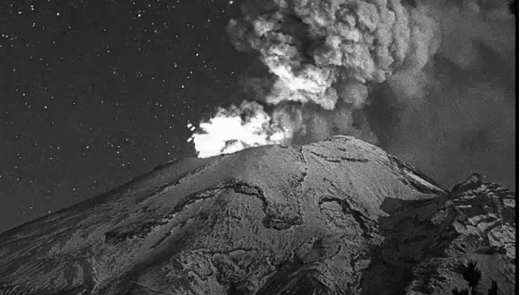 Capta Cenapred EXPLOSIÓN del Volcán Popocatépetl y expulsión de rocas