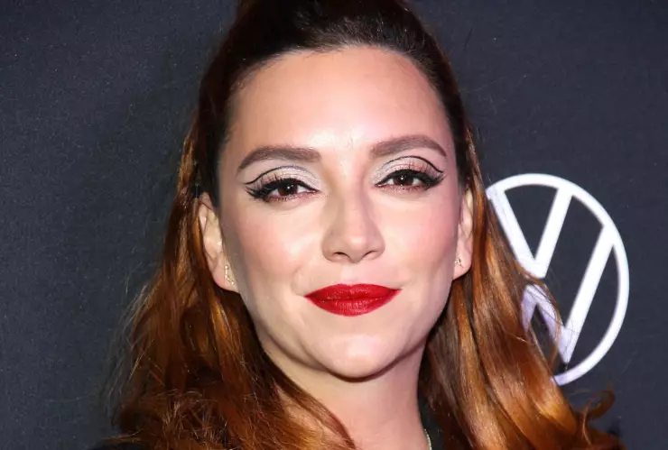 Regina Blandón responde a su papá tras minimizar su abuso.