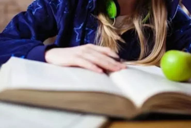 Mi derecho mi lugar: La fecha límite en abril 2025 para registrarse al bachillerato sin examen