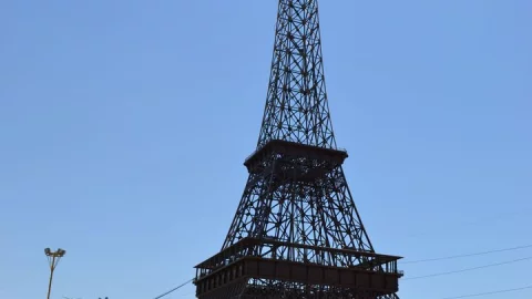 Conoce dónde se encuentra la réplica de la Torre Eiffel en México