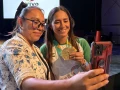 Todos quieren foto con Jessica Sobrino.jpg