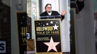 Guillermo Del Toro platica.jpg