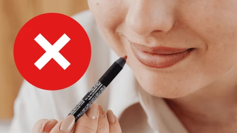 Estos son los errores más comunes al hacer el delineado de labios.png